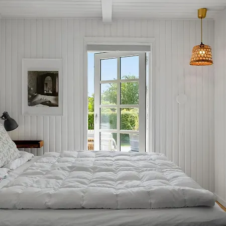 Lovely In With Wifi Дом отдыха Кертеминне