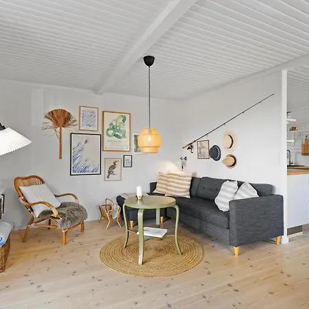 Lovely In With Wifi Дом отдыха